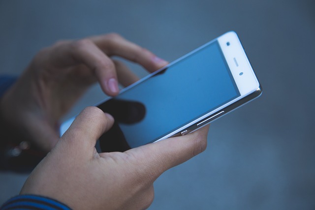 Come trasformare un cellulare in una telecamera 