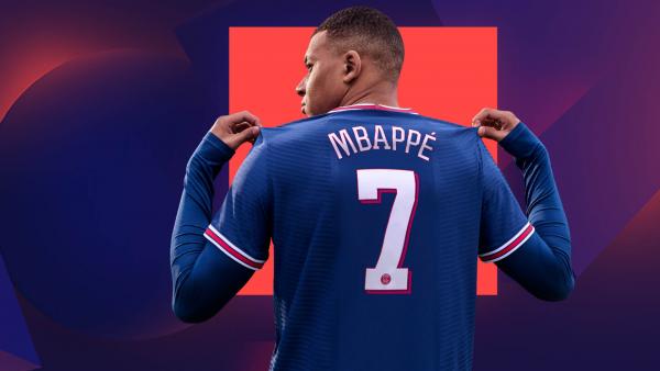 FIFA 22 vs eFootball 2022, la sfida entra nel vivo: chi la spunterà?