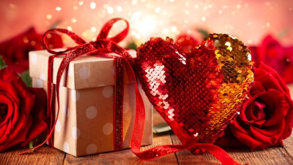 Regali per Lei, le migliori idee in vista di San Valentino 2022