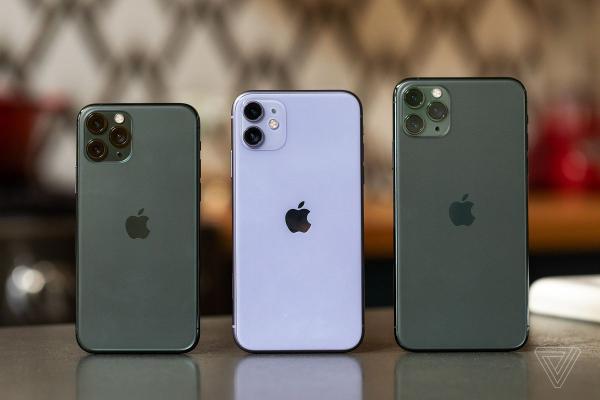 Futuro luminoso per iPhone, pronto un “riciclo creativo” per il design?