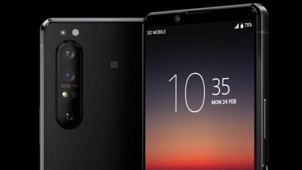 Ufficiale Sony Xperia Pro, uno smartphone tuttofare