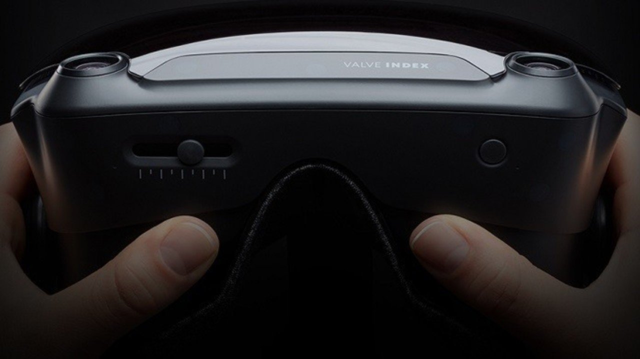 Valve Index pronto all’esordio, il nuovo visore lancia la sfida a Oculus Rift e HTC VIVE